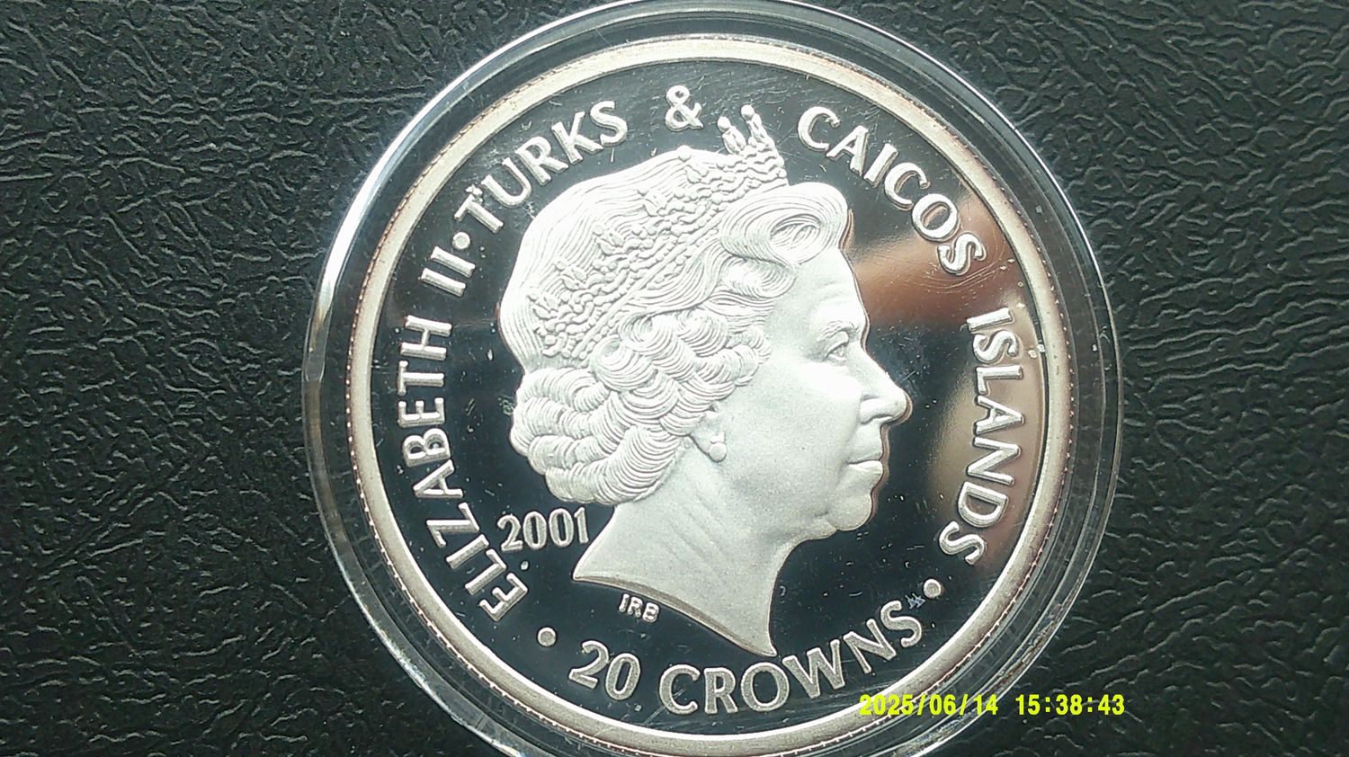 Turks & Caicos 20 Crowns  -  2001 (Queens 75th Birthday)