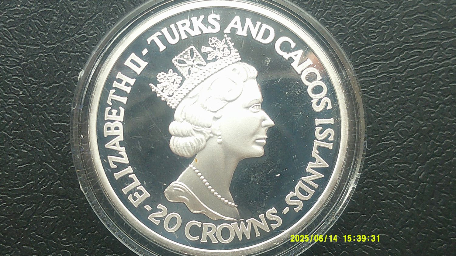 Turks & Caicos 20 Crowns  -  1993 (Coronation)