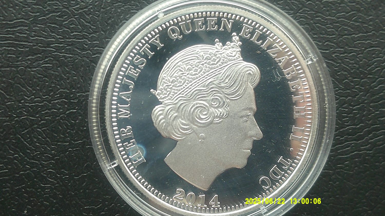 Tristan Da Cunha One Crown - 2014  (World War One Commemorative) MRPD1