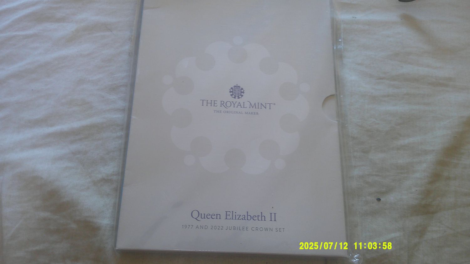 2017 & 2022 Jubilee Crown Set