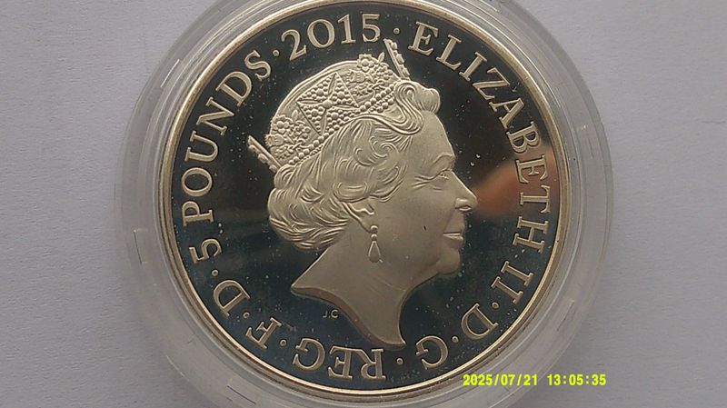 2015 - Silver Proof Five Pounds (Edith Cavell)  MRPD2