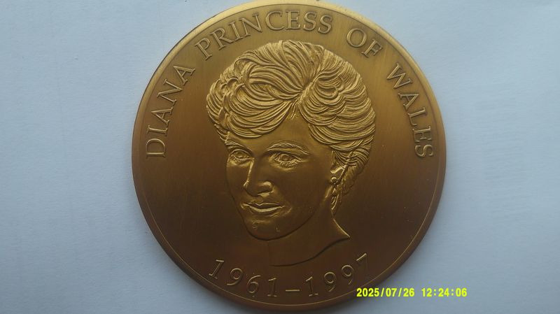 Diana Princess of Wales Commemorative Medal - 1997  MRPD2