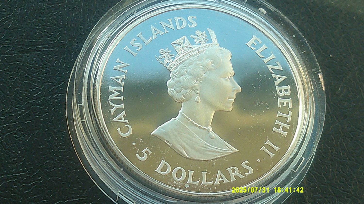 Cayman Islands $5 - 1993  (40th Anniversary of the Coronation)  PDHR
