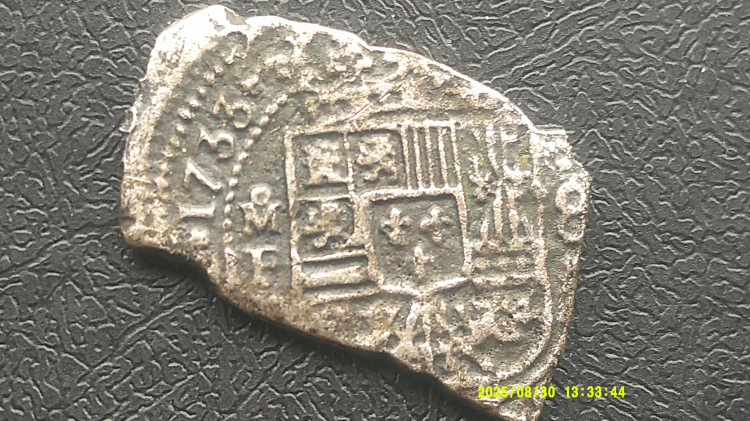 Mexico 8 Reales - 1733 Mo  Klippe