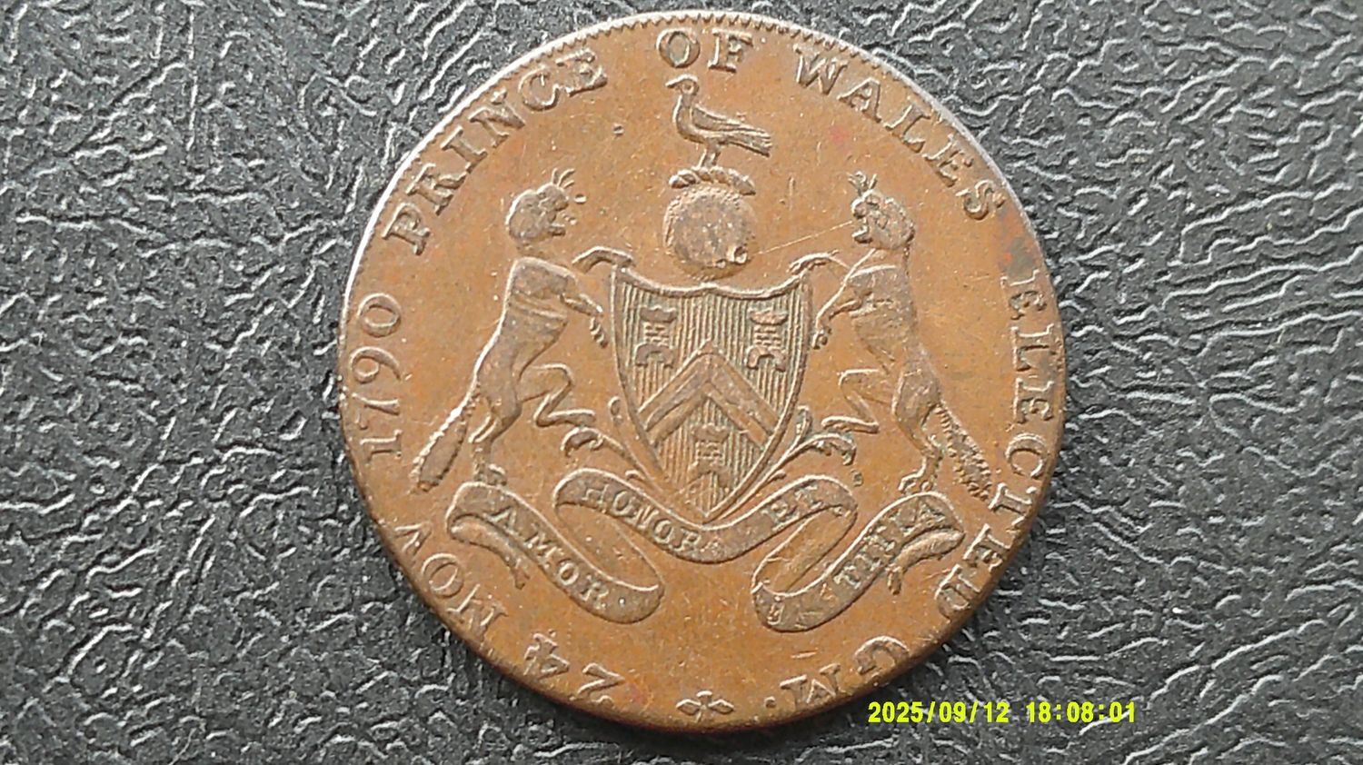 Middlesex Halfpenny Token  -  No Date (Masonic)