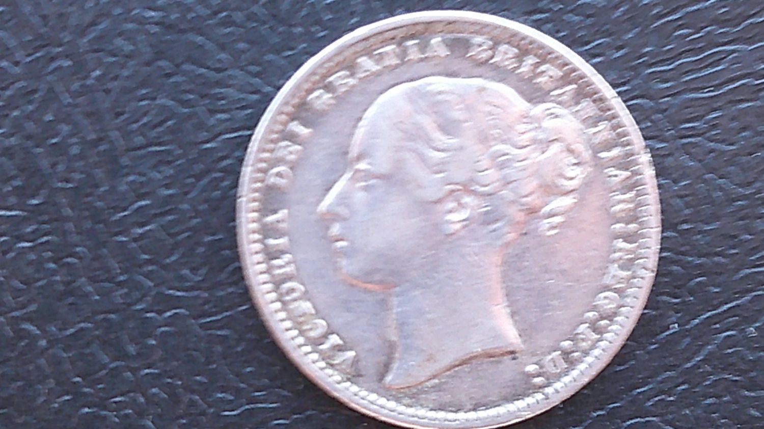 1872  -  Shilling  (Die 34)