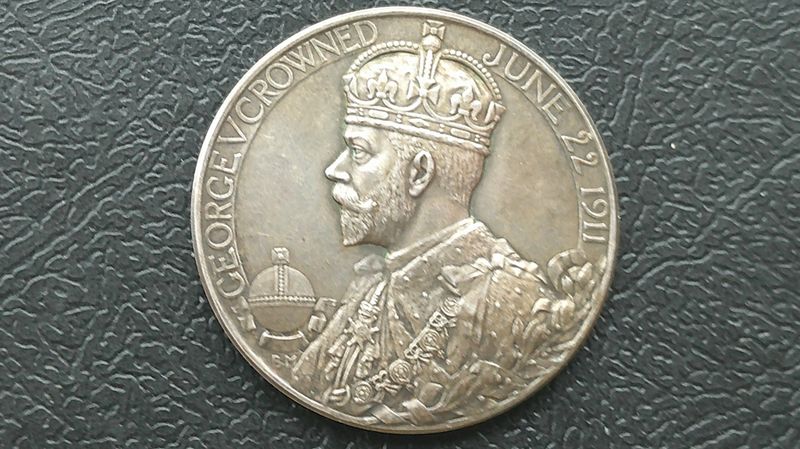 1911 Coronation Medal  (Official Silver)