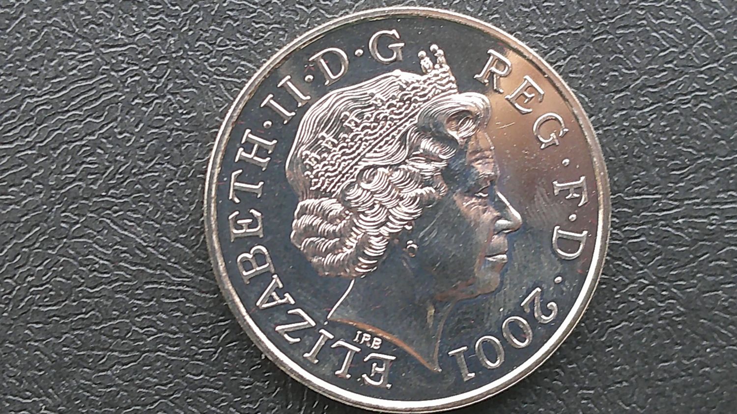 Five Pound Crown - 2001 (Anniversary of the Death of Queen Victoria)