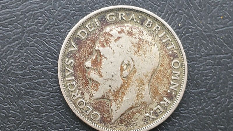 1921  -  Halfcrown