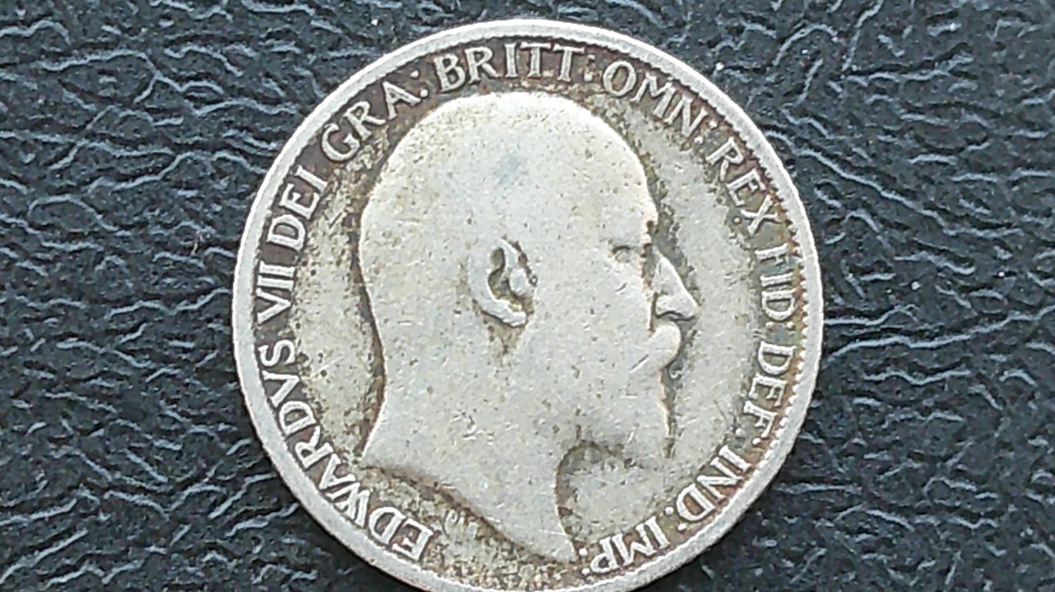 1910 - Sixpence