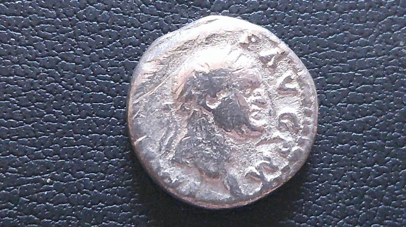 Roman Denarius - 69 - 79 AD (Vespasian)