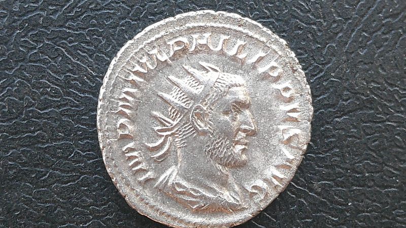 Philip I Antoninianus - 244-249 (c)