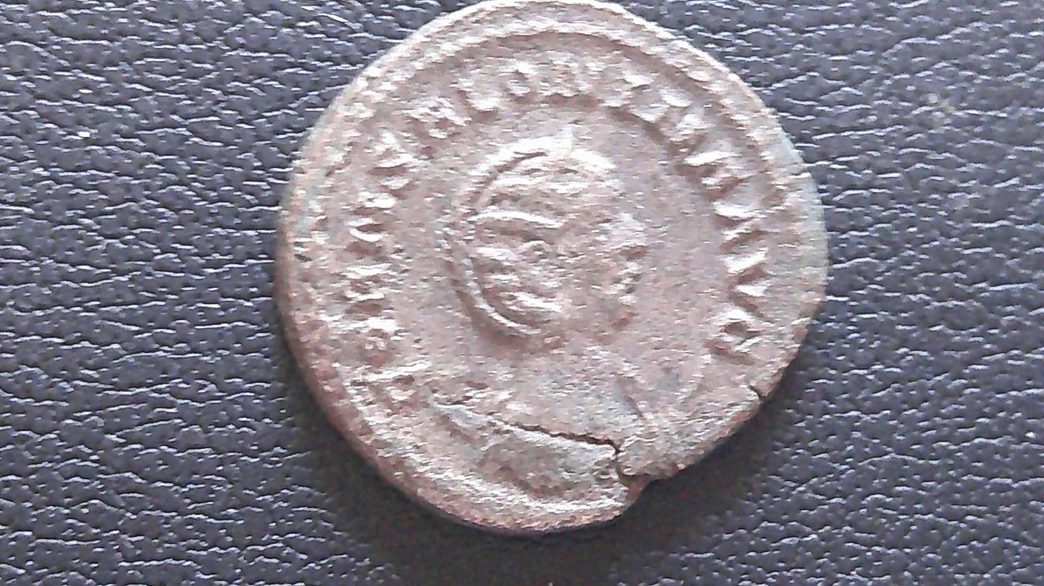 Salonina Antoninianus - 253 - 268 AD (a)