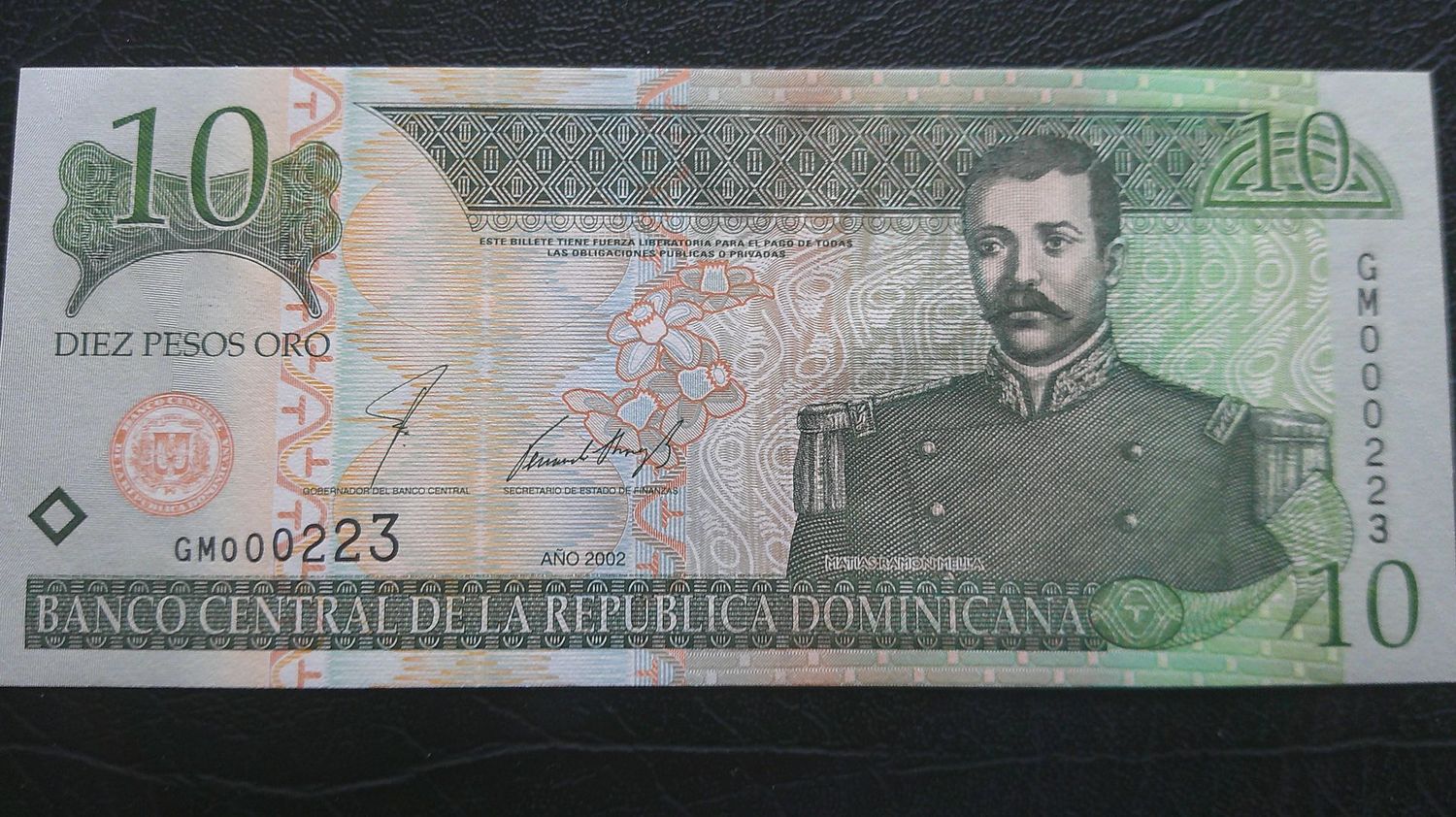 Dominican Republic 10 Pesos - 2002