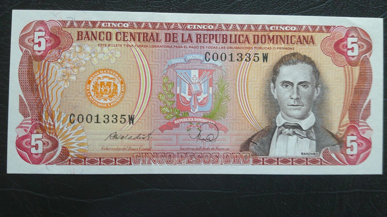 Dominican Republic 5 Pesos - 1988