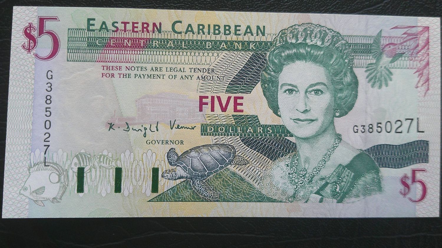 East Carribean States 5 Dollars - 2003  St Lucia