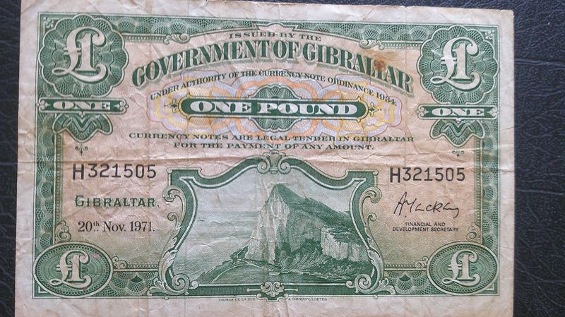 Gibraltar £1 - 1971  Scarce