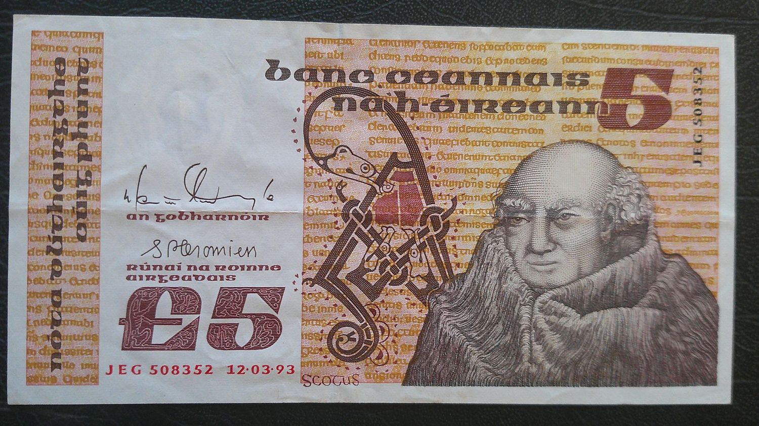 Ireland (Republic) £5 - 1993