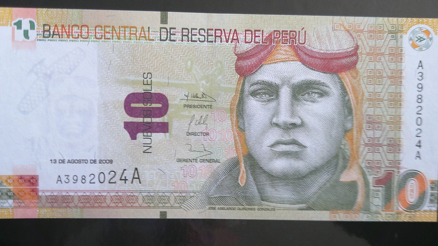 Peru 10 New Soles - 2009