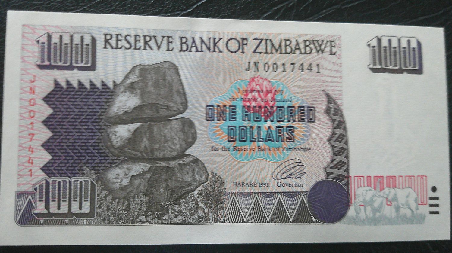 Zimbabwe 100 Dollars - 1995