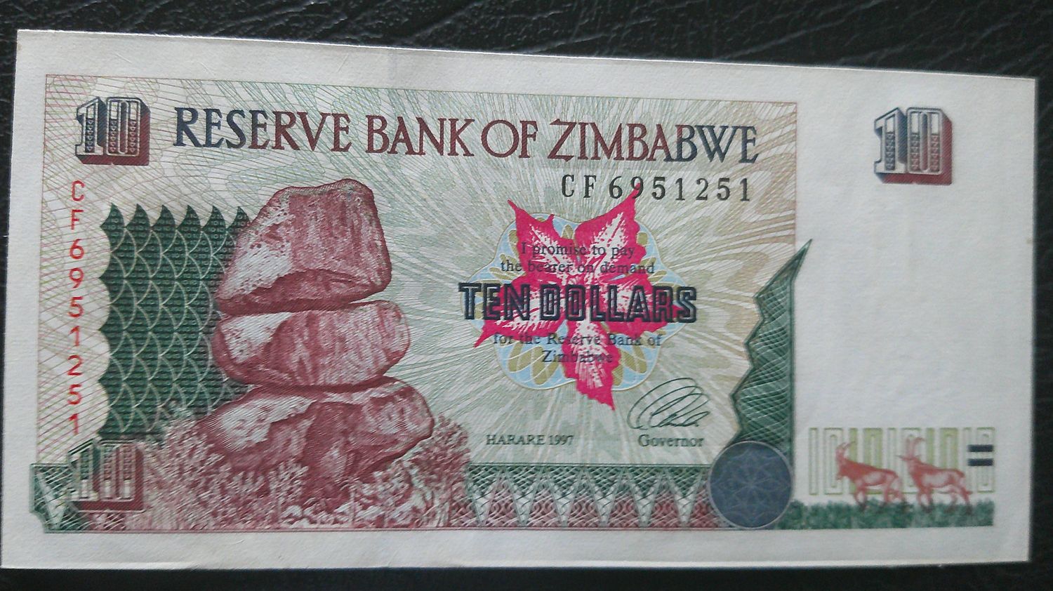 Zimbabwe 10 Dollars - 1997