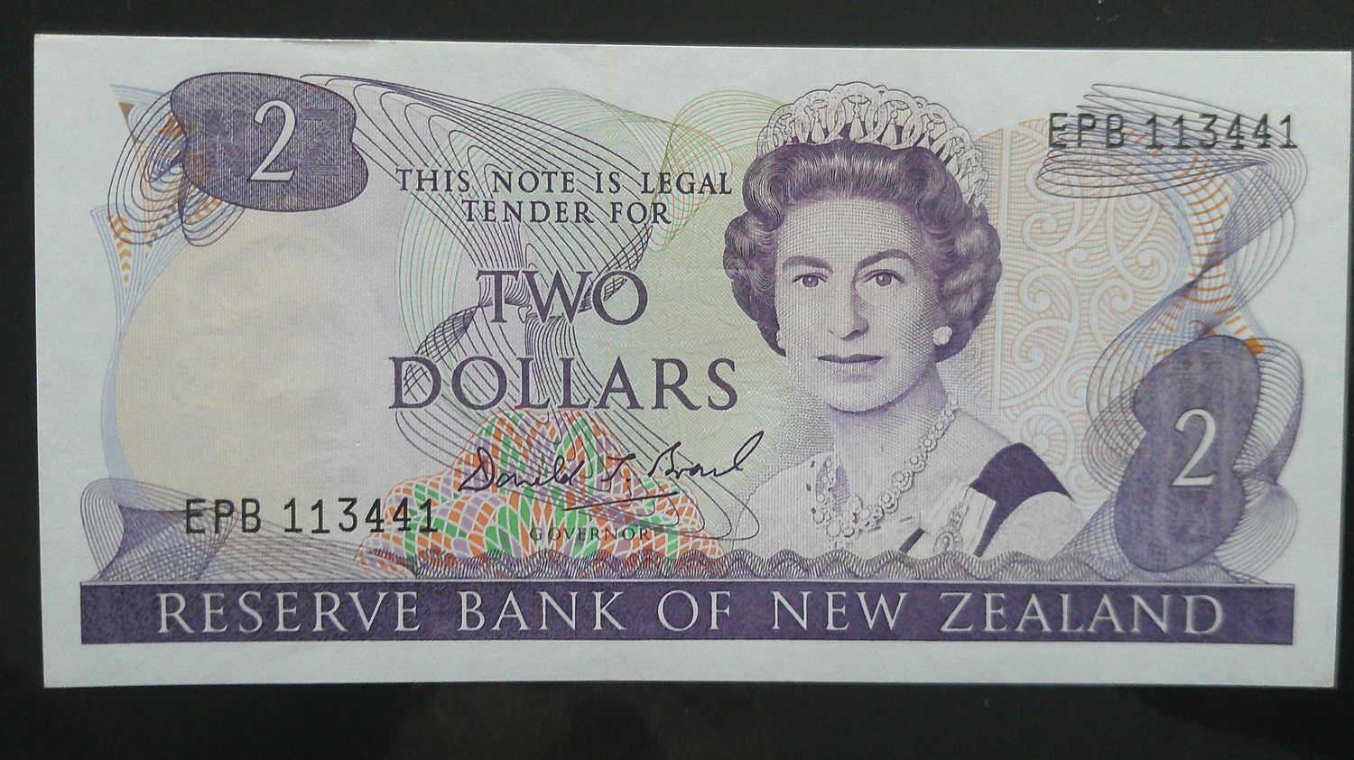 New Zealand 2 Dollars  -  1981-85