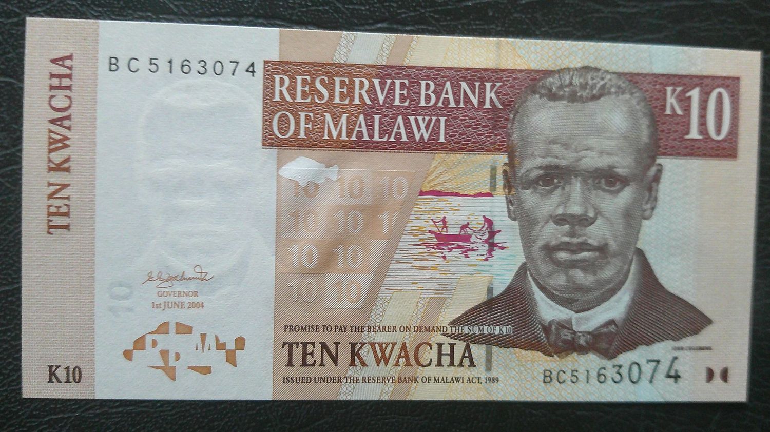Malawi 10 Kwacha  -  2004