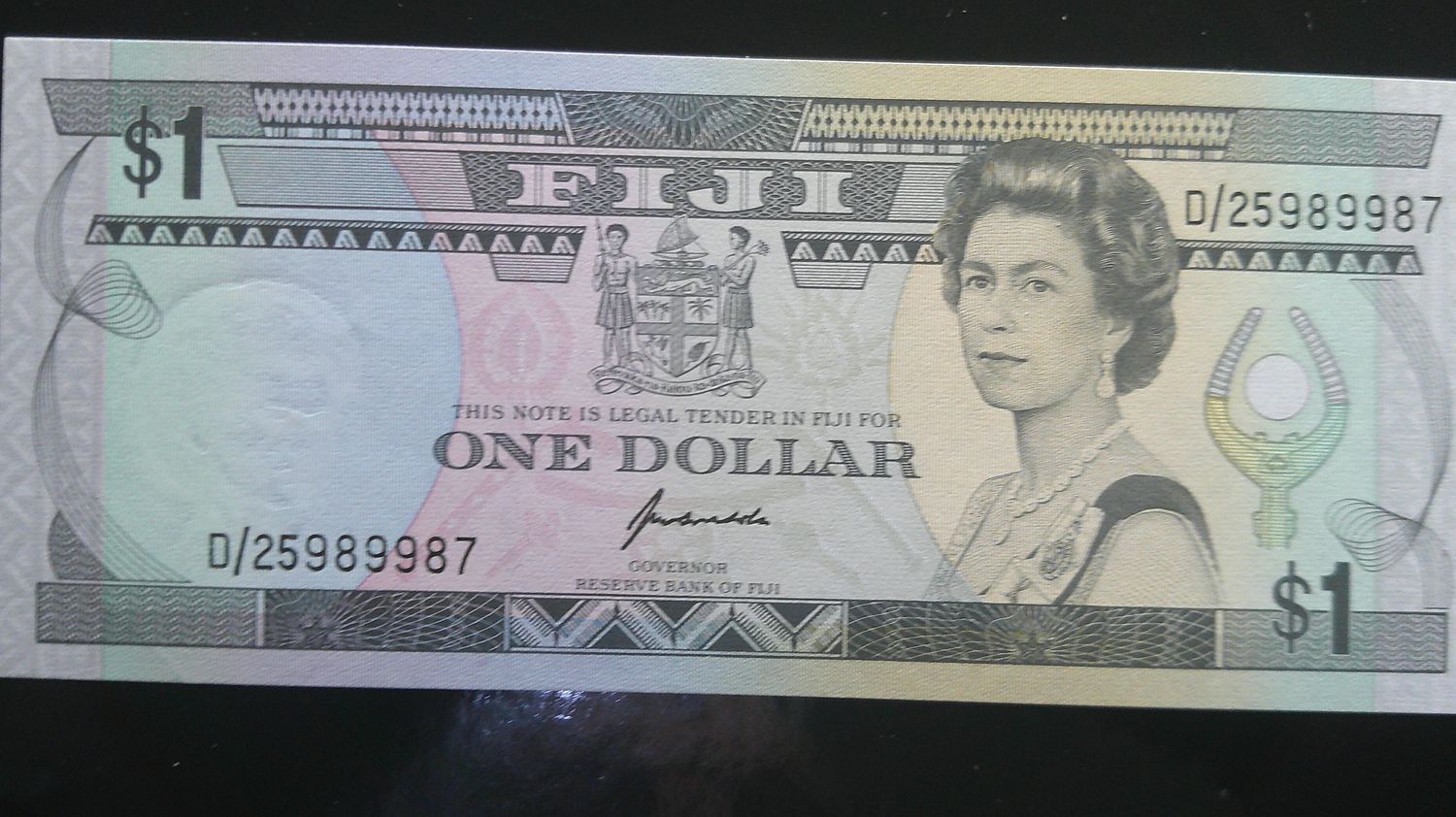 Fiji 1 Dollar  -  1987-88