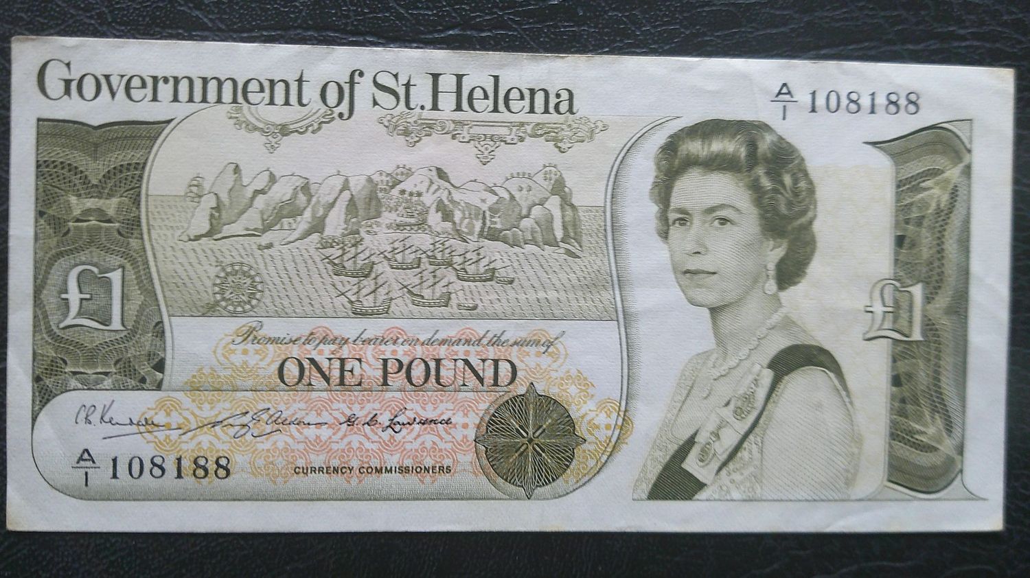 St Helena One Pound - 1976 St Helena One Pound - 1976