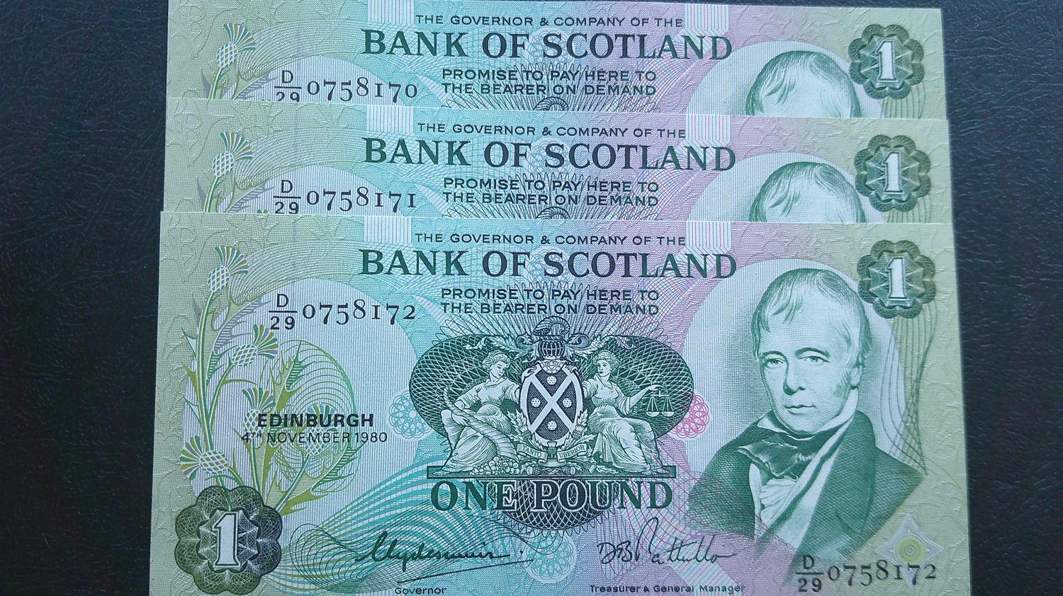 Bank of Scotland £1 - 1980 Consecutive Notes Bank of Scotland £1 - 1980 Consecutive Notes