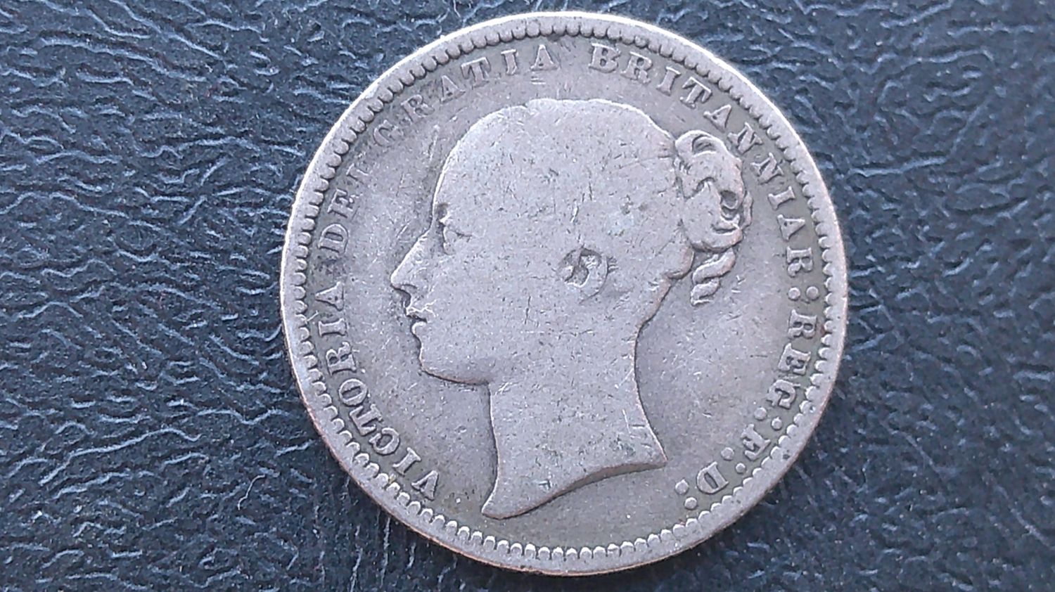 1871  -  Shilling  (Die 38)