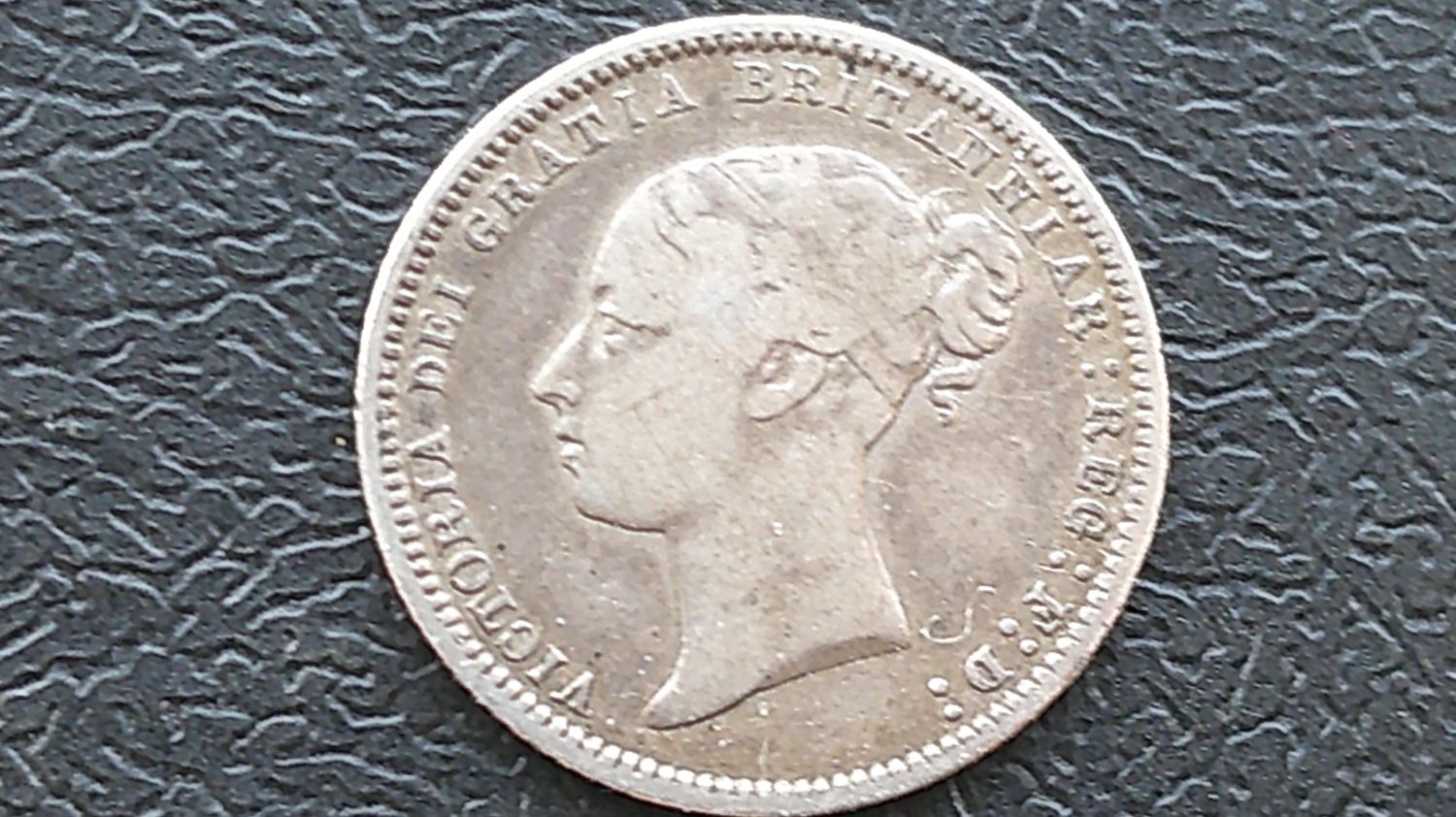 1870  -  Sixpence  (Die 3)  Scarce