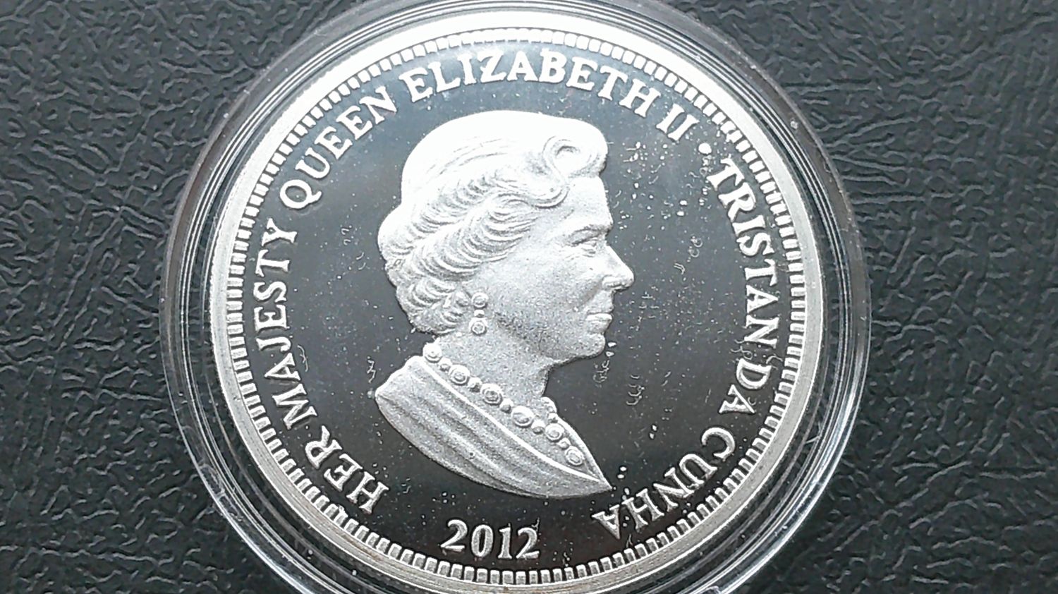 Tristan Da Cunha Five Pounds Silver Proof - 2012  (Queens Diamond Jubilee) HRPD