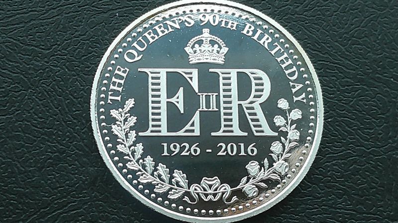 Baird & Co Silver Medal (Queens 90th Birthday)            ( MRPD1)