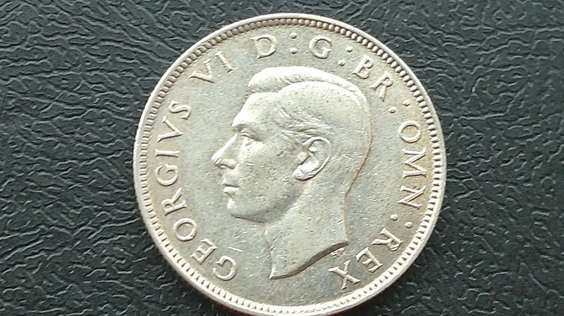 1943  -  Two Shillings