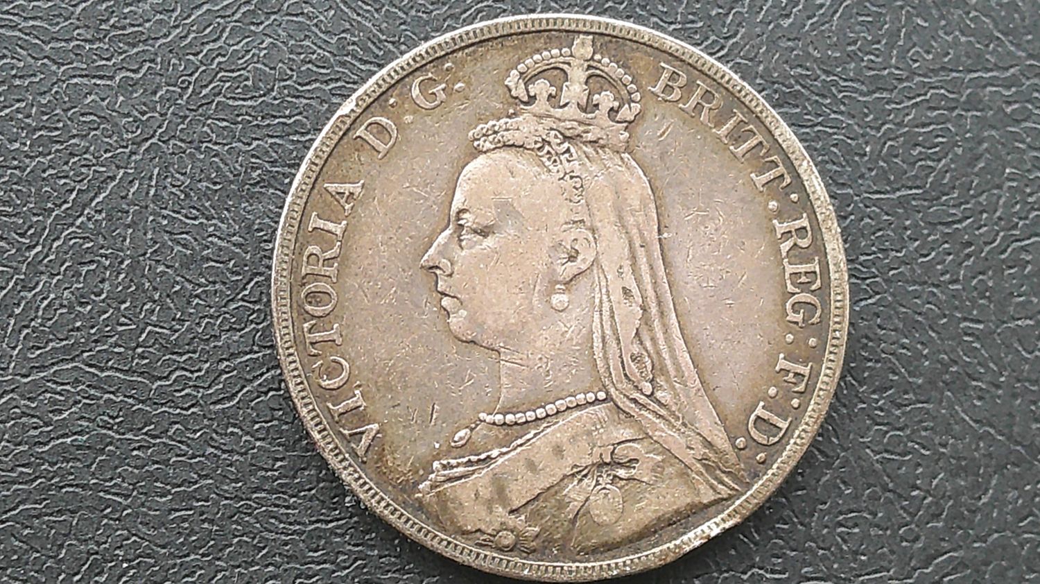 1890 - Crown
