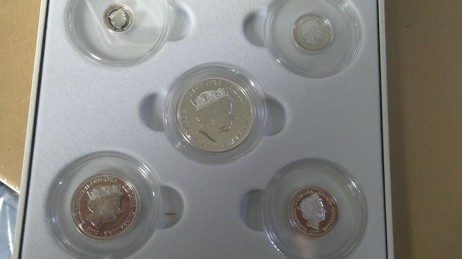 Gibraltar Silver Sovereign Coin Set - 2019  MRPD2