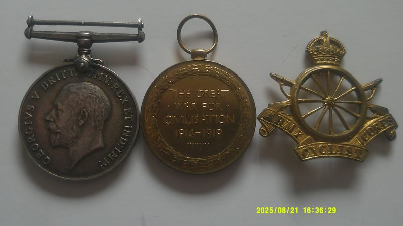 Group of 2 Medals (Army Cycle Corps)