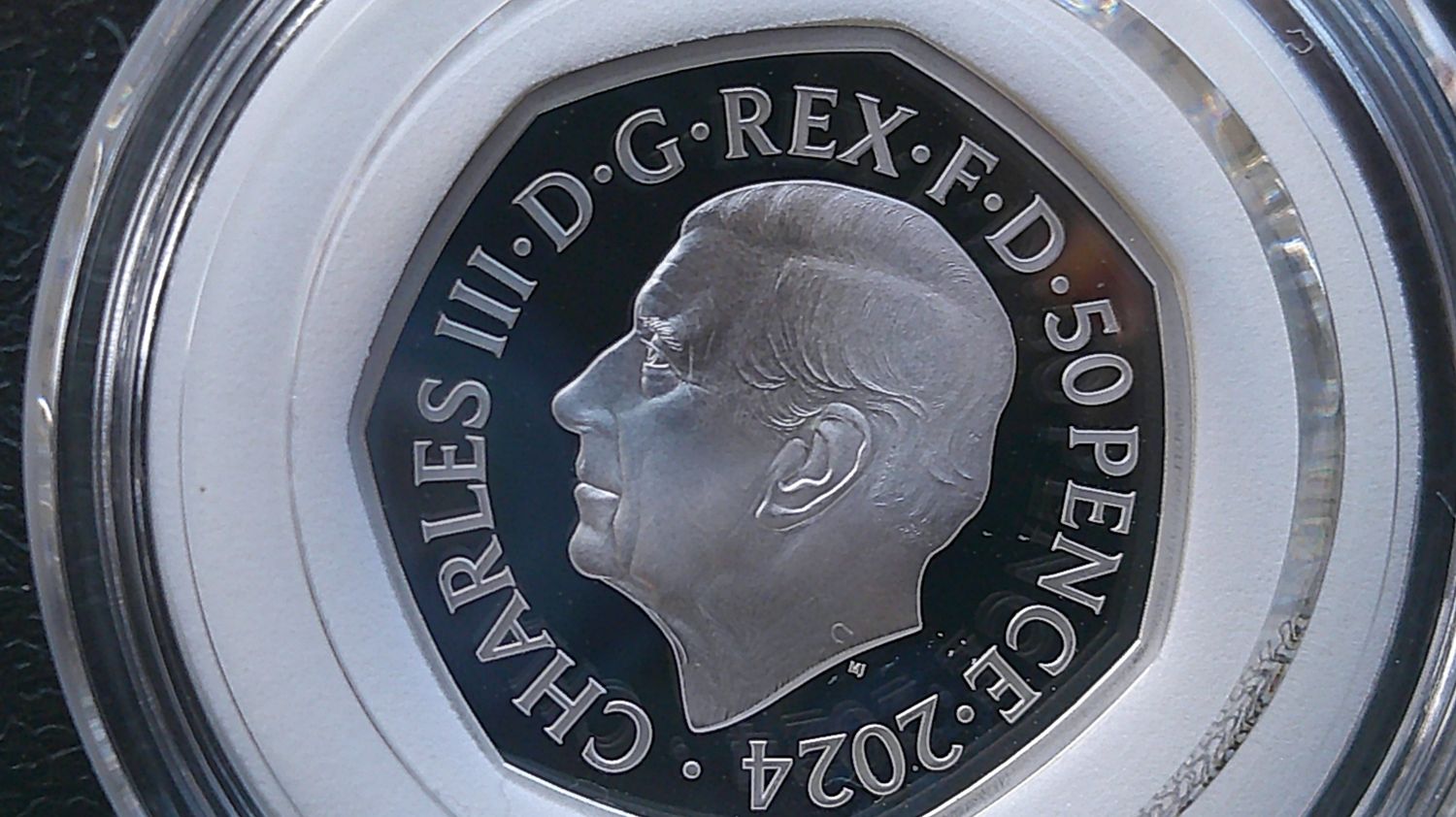 2024 - Fifty Pence Coloured Silver Proof  (Tyrannosaurus) MRPD2