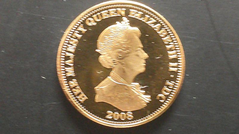 Tristan Da Cunha Gold  Trafalgar Guinea  - 2008  MRPD1