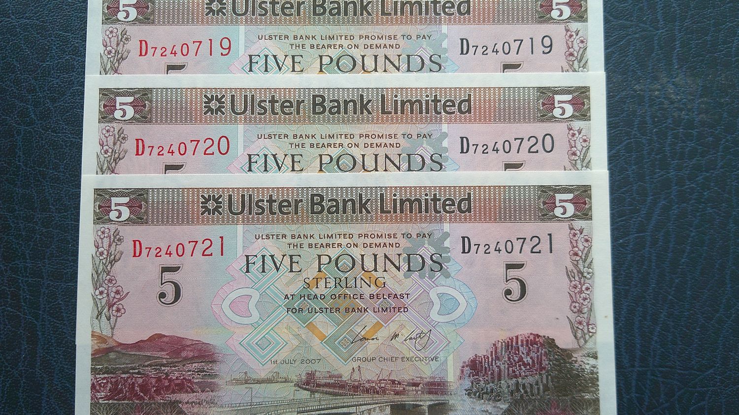 Ulster Bank Five Pounds - 2007  (Consecutive Trio)