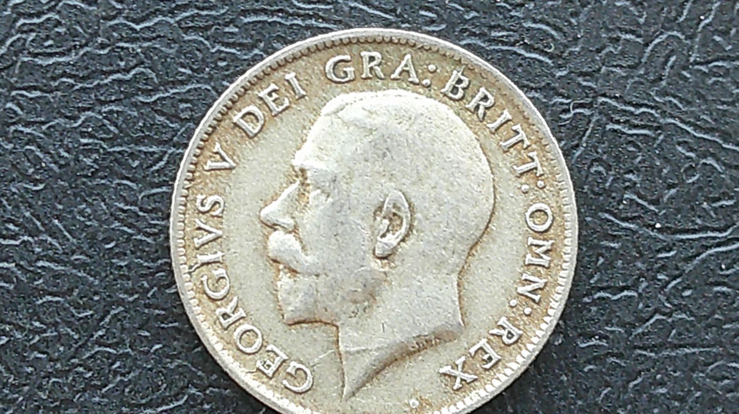 1920 - Sixpence