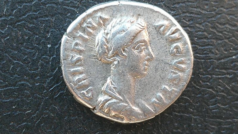 Denarius Crispina 178-182 AD (Wife of Commodus)