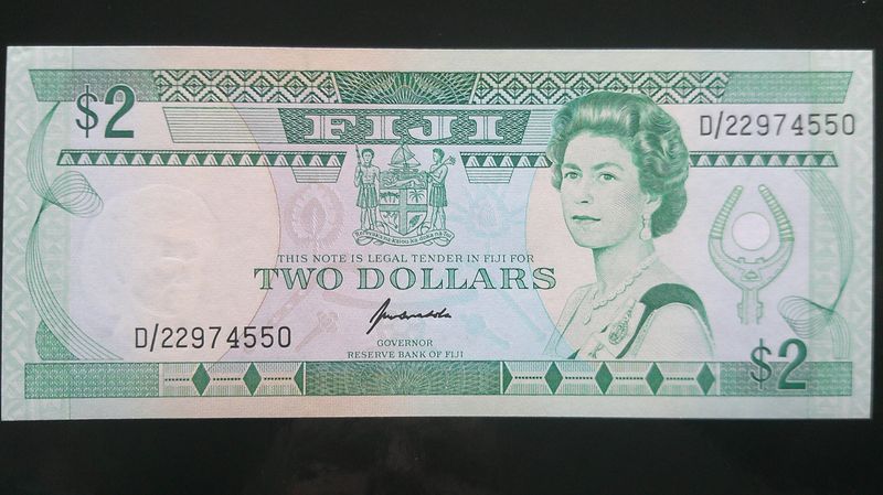 Fiji 2 Dollars - 1995