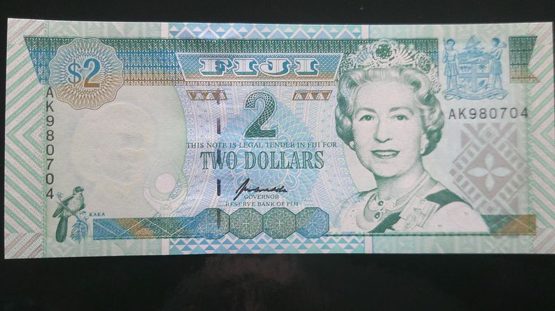 Fiji 2 Dollars - 1996