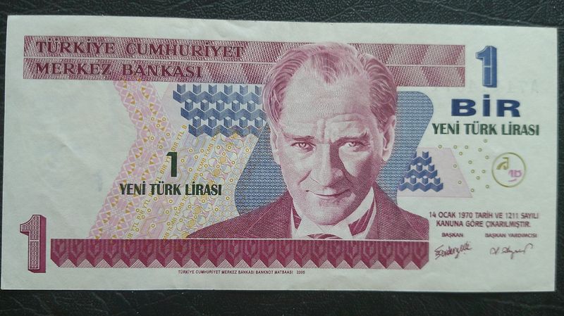 Turkey 1 New Lira - 2005
