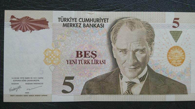 Turkey 5 New Lira - 2005