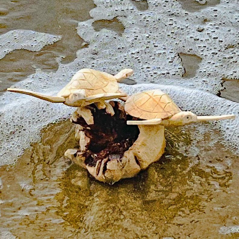 Double Wooden Sea Turtle Figurine