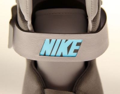 nike mag light kit