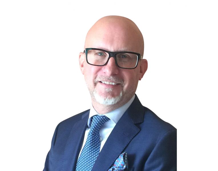 Dench Ian, CEO, Ooredoo Oman
